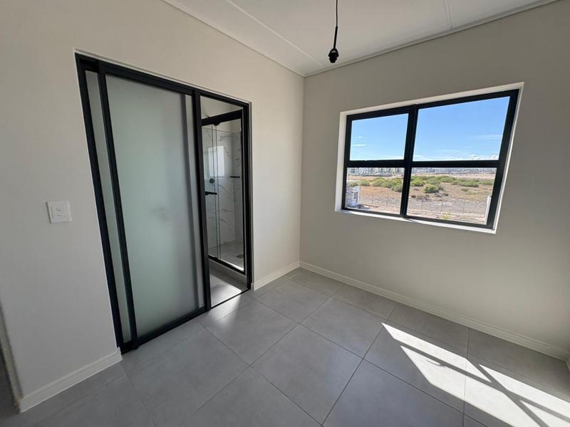 To Let 2 Bedroom Property for Rent in Sandown Western Cape